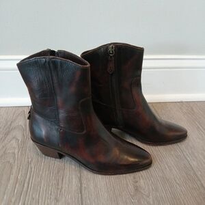 FRYE Womens NEW Chocolate Brown Leather Ankle Booties Heels Zip Women's 6